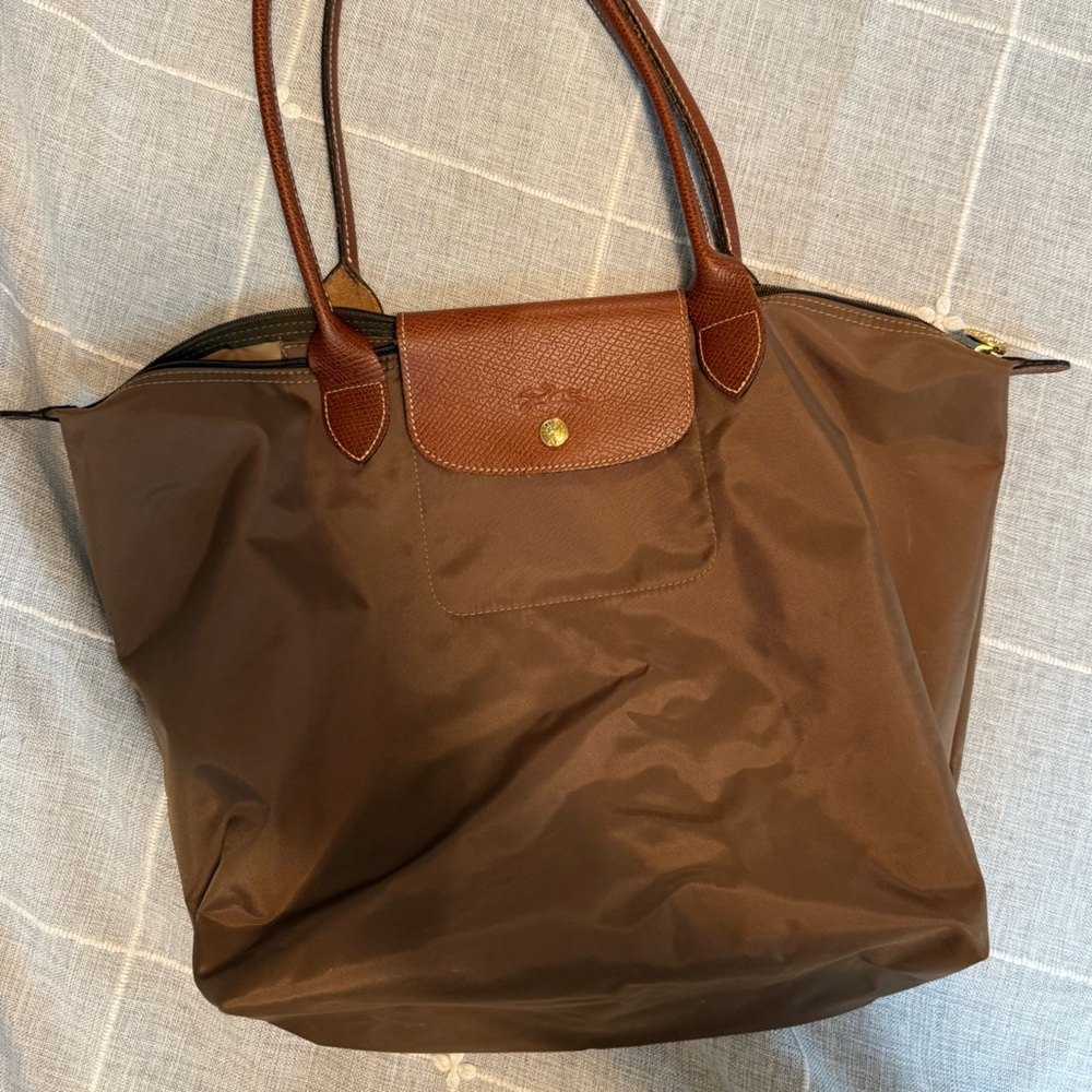 Longchamp olive tote- large